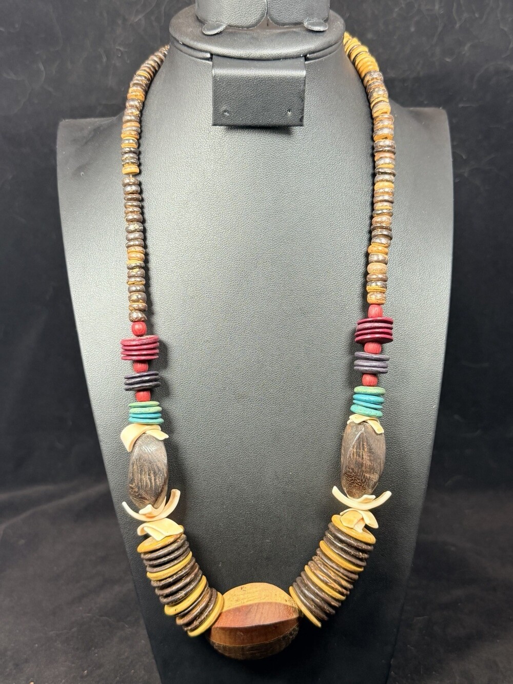 Vtg Boho Natural Coconut Shell Disc Heishi Bead Wooden Tribal Statement Necklace